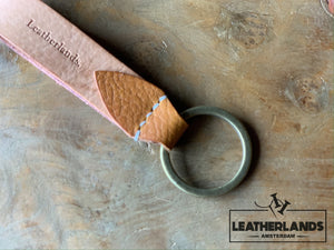 Key Chain 05 - The Leaf In Natural & Agave Ochre / Without Initials Handstitched