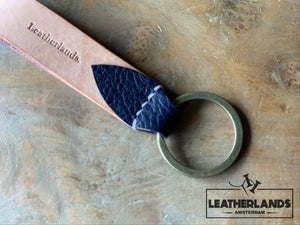 Key Chain 05 - The Leaf In Natural & Ocra Navy / Without Initials Handstitched