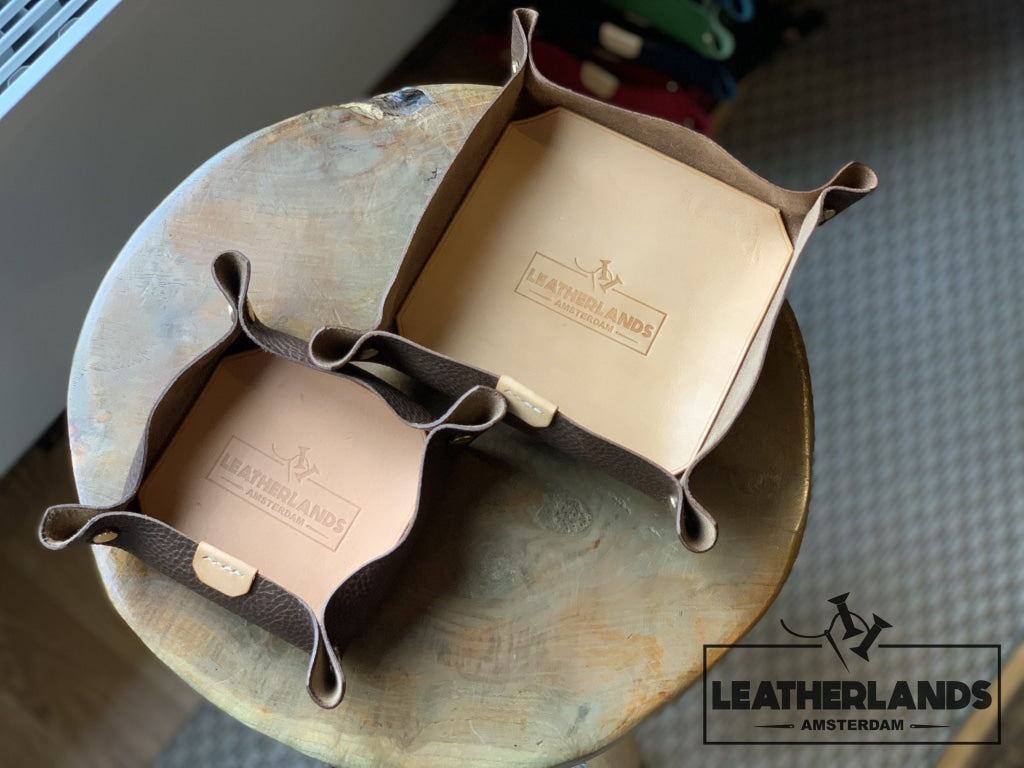 Leather Tray In Natural & Agave Light Brown / 1 Set Without Initials Handstitched