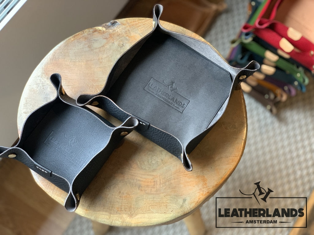 Leather Tray In Natural & Navy Black / 1 Set Without Initials Handstitched