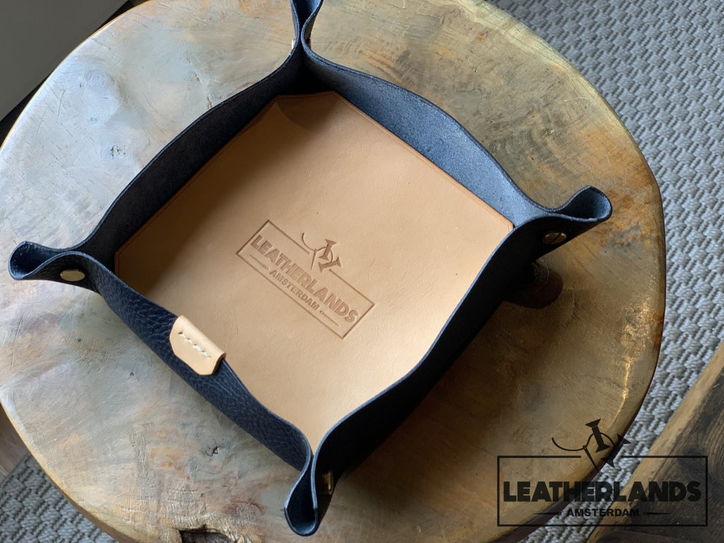 Leather Tray In Natural & Navy Navy / Medium Without Initials Handstitched