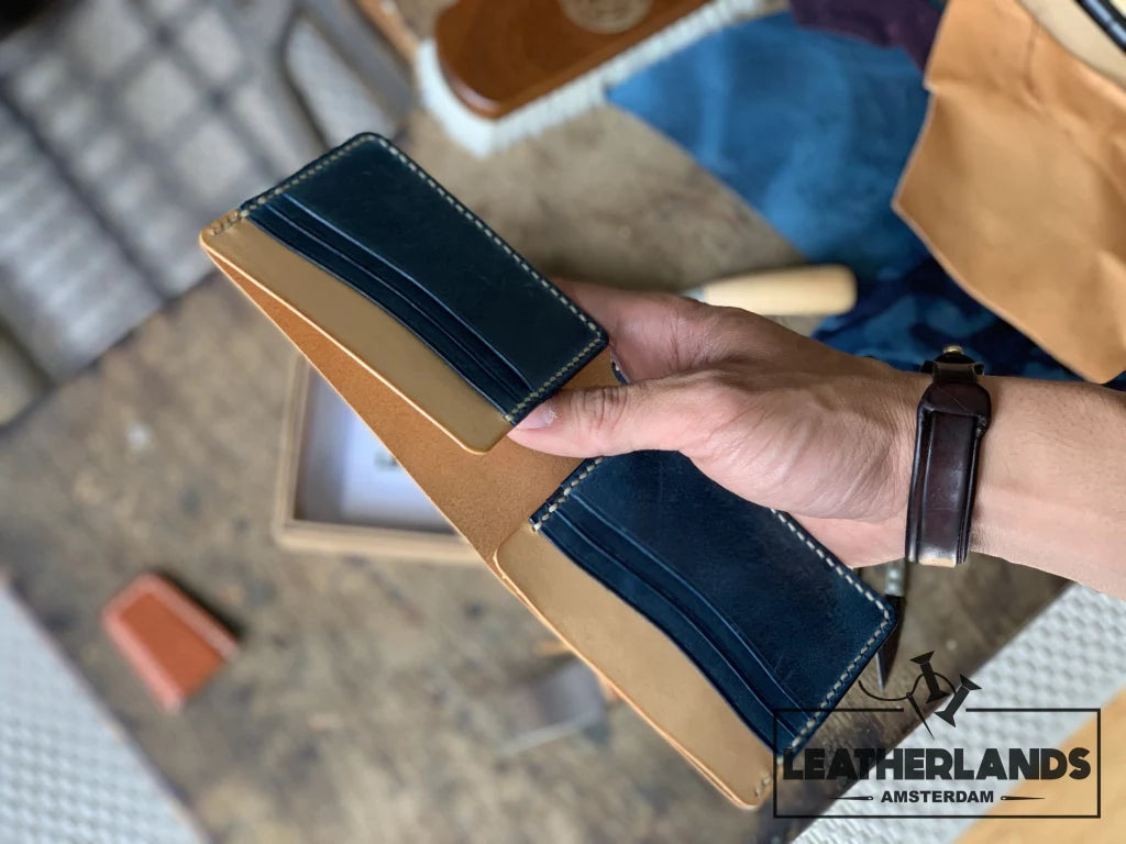 BILLFOLD WALLET/ Digital Pattern