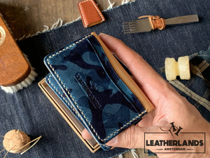 The Flippa Card Holder Ii (6Slots) Handstitched
